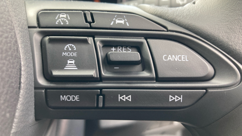 Toyota Yaris Cross 1.5 Hybrid Excel 5dr CVT Hybrid Estate